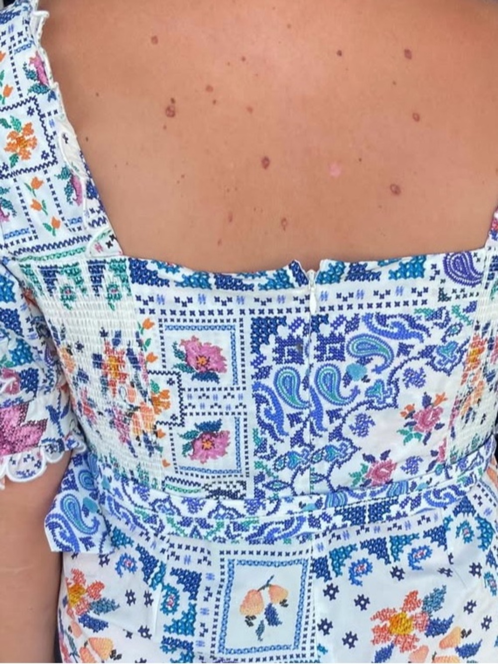 FARM Rio White Multi Floral Print Short Sleeve Romper - Picture 3 of 9